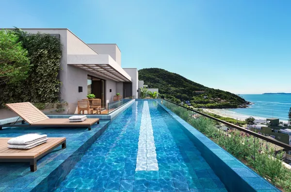 Casa para venda em Bombinhas SC - 3 Suítes - Frente mar