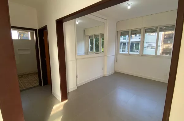 Apartamento à venda 3 Quartos -  Bairro Moinhos de Vento com 100m² | R$ 525.000,00 - Porto Alegre - Foto 11