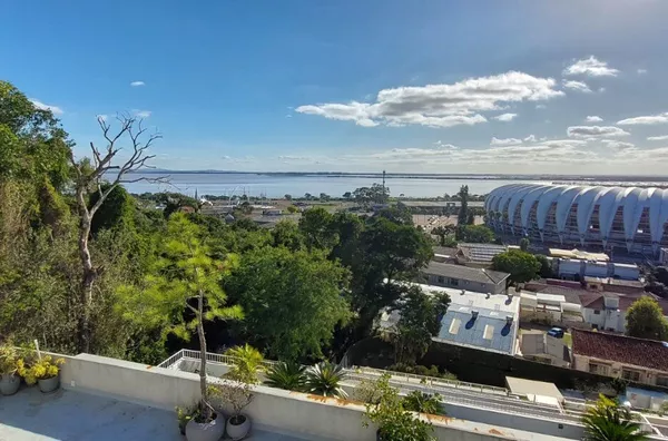 Cobertura 320m² - 3 Quartos - Frente Guaíba + Piscina Privativa – a 200m do Beira-Rio | Porto Alegre - Foto 2