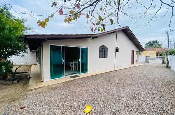 Casa com terreno amplo para venda,  Palmas, Governador Celso Ramos