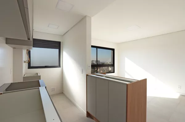Apartamento para Venda e Aluguel - 3 Quartos, 2 Vagas na Vila Ipiranga, Porto Alegre - Foto 7