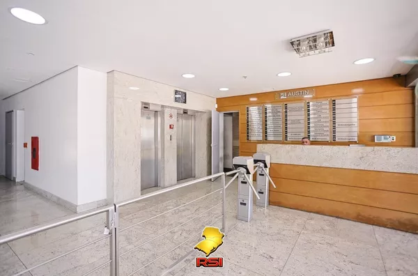 Sala Comercial no Edifício Austin – Av. Carlos Gomes | Porto Alegre – 100m² Privativos