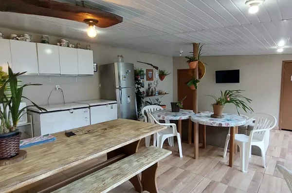 Casa de Madeira 3 Dorm, Espaço Gourmet, Terreno 1.100m² – Fazenda da Armação – R$ 995.000 - Foto 2