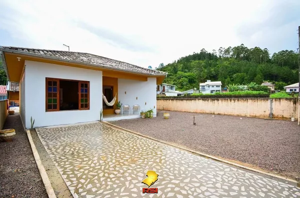 Casa 4 quartos para aluguel temporada,  Fazenda Da Armacao, Governador Celso Ramos