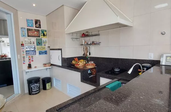 Residência de Alto Padrão com Piscina e Espaço Gourmet – Fazenda da Armação, Governador Celso Ramos - Foto 23