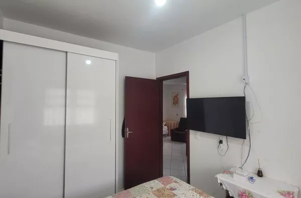 Casa à Venda na Praia em Governador Celso Ramos – 4 Quartos, Escritura Pública e Garagem Coberta - Foto 12