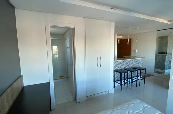 Studio Mobiliado com Vaga no Três Figueiras – Porto Alegre | Alto Padrão e Infraestrutura Completa! - Foto 9