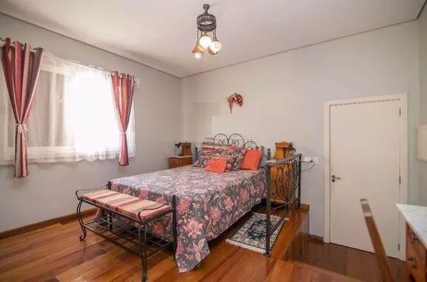 Casa 4 Quartos na Zona Alta da Tristeza – Porto Alegre –  4 Vagas de Garagem e Piscina. - Foto 16