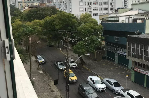 Sala Comercial 37m² à Venda no Bairro Rio Branco – Porto Alegre | Oportunidade - Foto 13