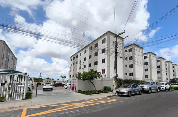 Apartamento para aluguel, 2 quarto(s),  Pajuçara, Maracanaú