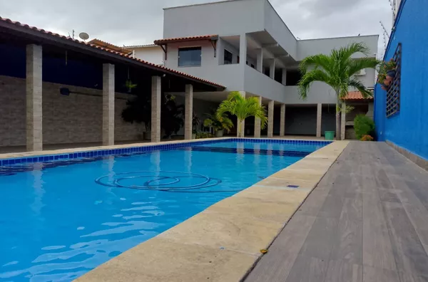 Casa duplex para venda, imóvel já funciona com perfil comercial