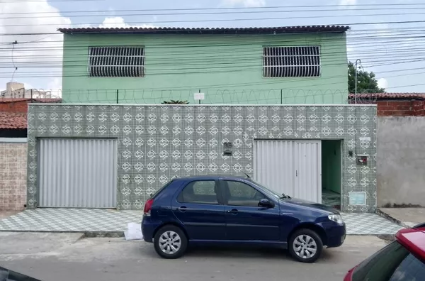 Casa duplex para venda, 4 quarto(s),  Jereissati I, Maracanaú