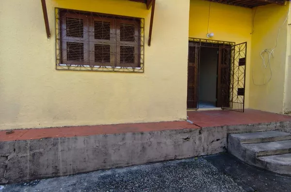 Casa para aluguel, 3 quarto(s),  Prefeito José Walter, Fortaleza