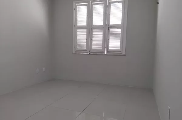 Apartamento para aluguel,  Serrinha, Fortaleza