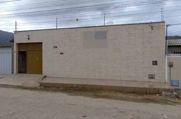 Casa duplex para venda, imóvel já funciona com perfil comercial