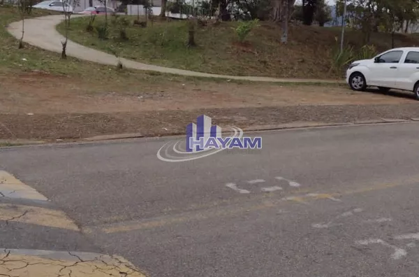 Terreno a Venda em Alto do Ipiranga/Mogi das Cruzes-SP!! Ao lado do Colégio Brasilis!