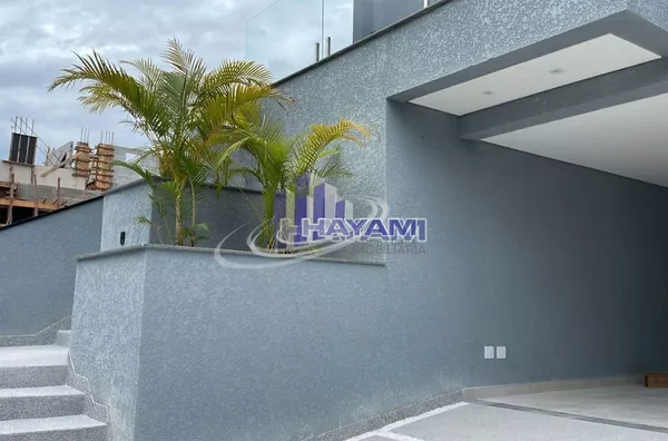 SOBRADO NOVO À VENDA NO CONDOMINIO GRANJA ANITA