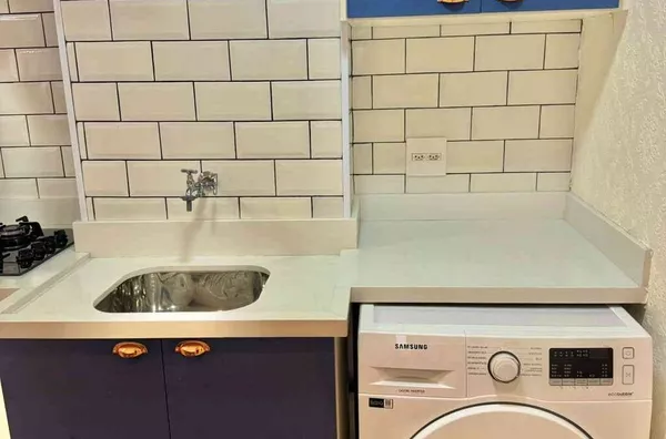 Apartamento mobiliado de 40m2 com 2 dorms e 1 vaga