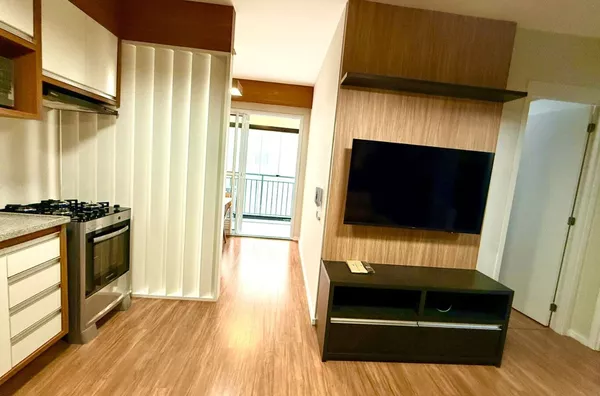 Apartamento mobiliado de 47m2 com 2 quartos e 1 vaga