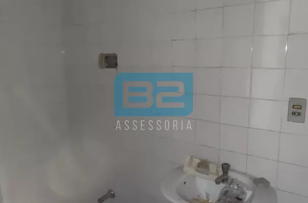Sala comercial em andar para aluguel,  Centro, Pelotas - Foto 4