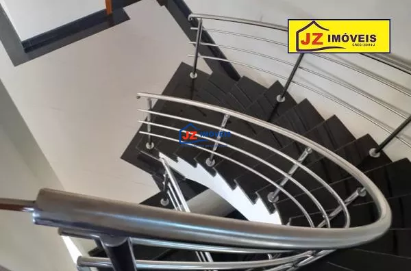 CASA TERREA EM JD MENY