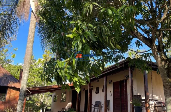 Casa para venda em Condomínio,  Meirelles, Araçariguama