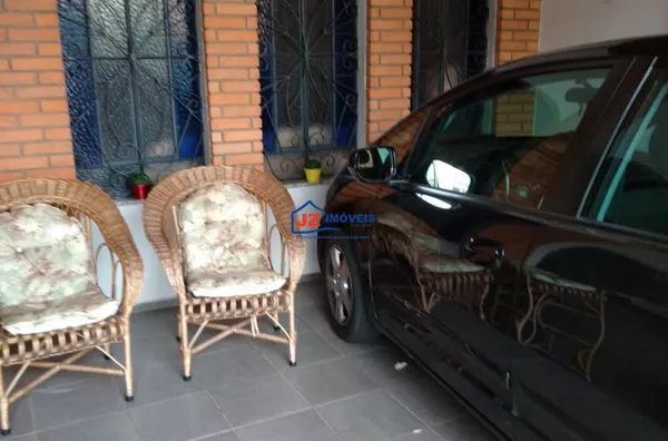 Casa para venda com Salão Comercial,  Centro, Mairinque