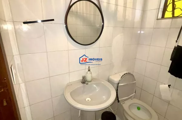 BELÍSSIMO SOBRADO PRÓXIMO DO CENTRO DE SÃO ROQUE