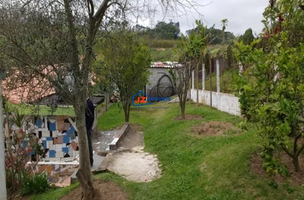 CASA TERREA EM Mailasqui