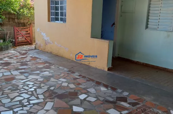 Casa terrea para venda, 2 quarto(s),  Vila Santo Antônio, São Roque