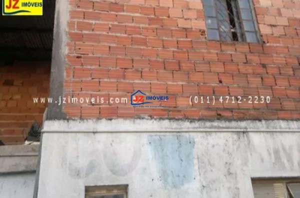 CASA TERREA EM CENTRO