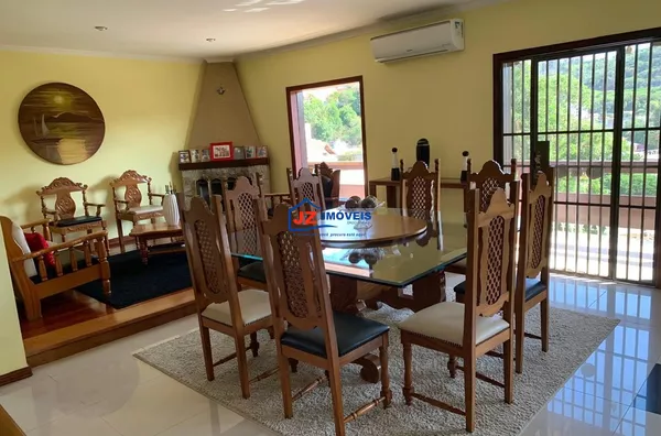 Sobrado para venda e aluguel, 6 quarto(s),  Jd Meny, São Roque