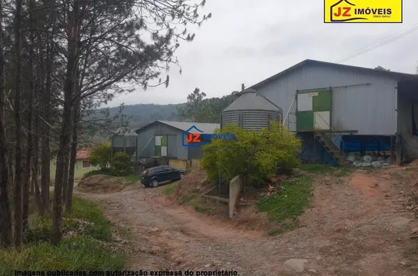 Galpões EM Santo Antônio