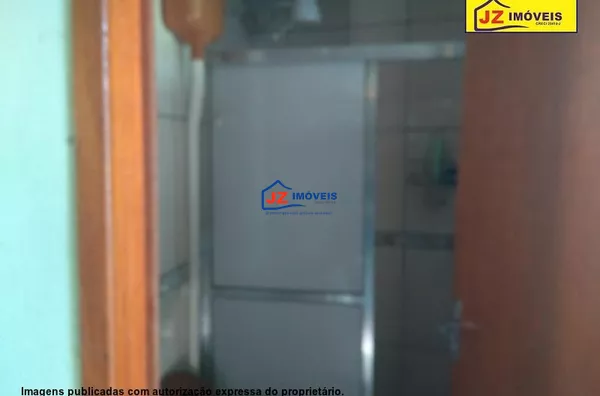 CASA TERREA EM VILA AMARAL