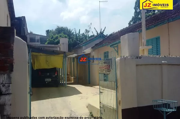 CASA TERREA EM Santa Quitéria