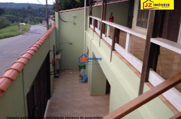 CASA TERREA EM Vinhas do Sol