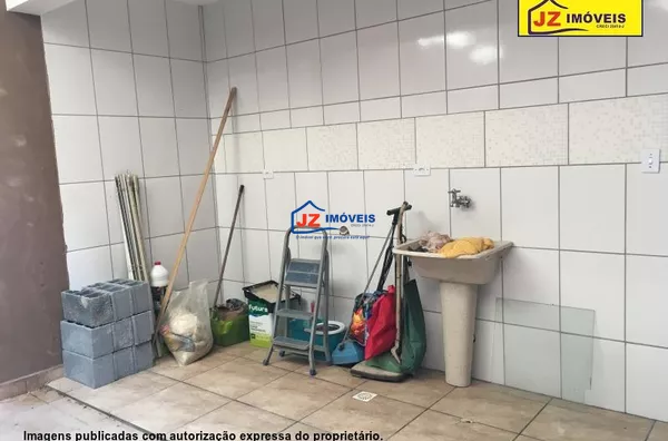 CASA TERREA EM TABOÃO