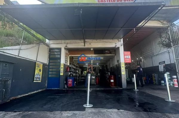 PREDIO COMERCIAL COM CASA  EM JD CARAMBEÍ