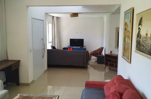 CASA TERREA EM Chácara Remanso