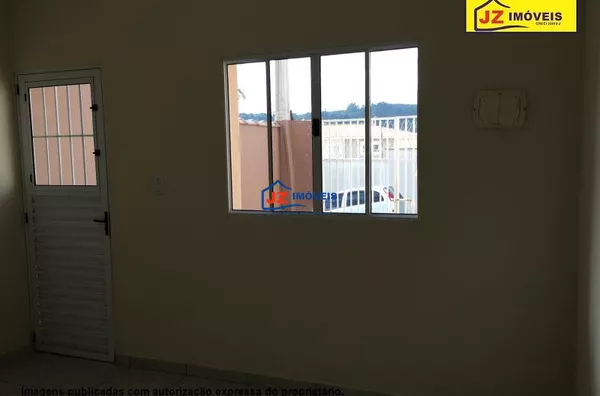 CASA TERREA EM TABOÃO