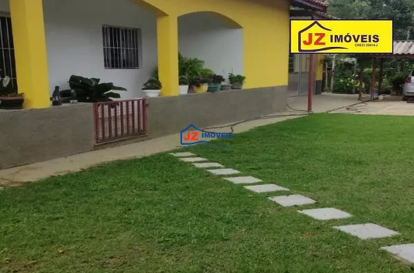 CHACARA EM Vinhedo II