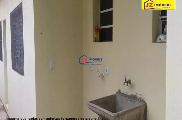 SOBRADO EM JARDIM DO SOL