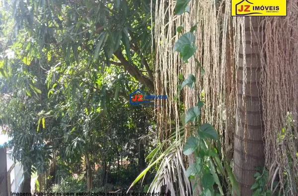 TERRENO EM Junqueira