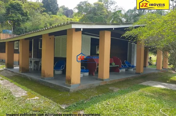 CHACARA EM Pinheirinho