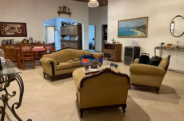 Casa para venda, 4 quarto(s), Mairinque