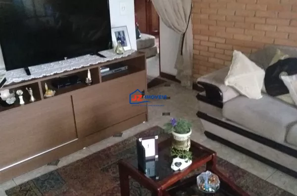 Casa para venda com Salão Comercial,  Centro, Mairinque