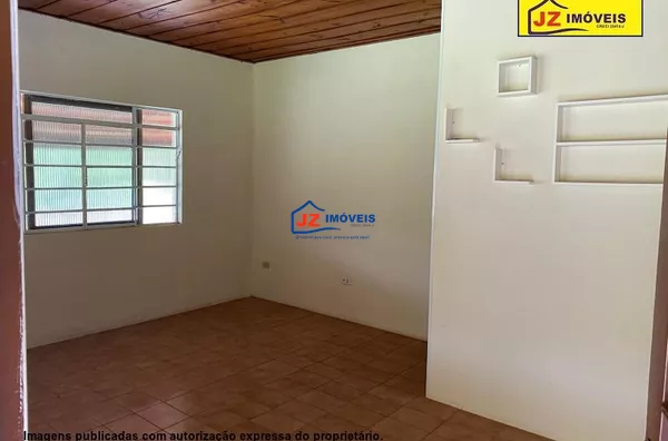 CASA TERREA EM VINHEDOS II