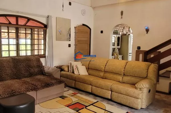 Chácara para venda, 4 quarto(s),  Pouso Alegre, Mairinque