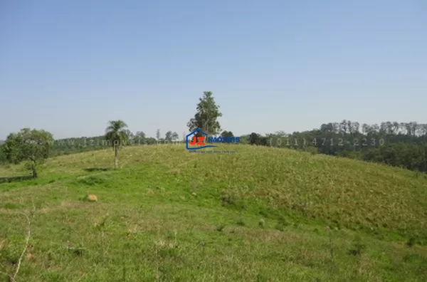 ÁREA INDUSTRIAL EM Briquituba