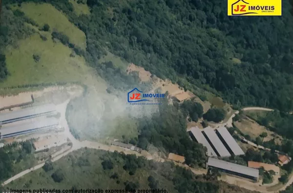 COMERCIAL EM Santo Antônio